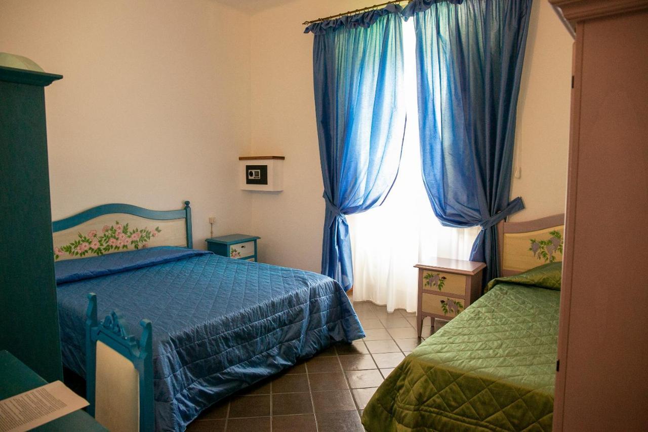 La Villetta Food & Drink Rooms For Rent - No Reception - LʼAquila Exteriér fotografie