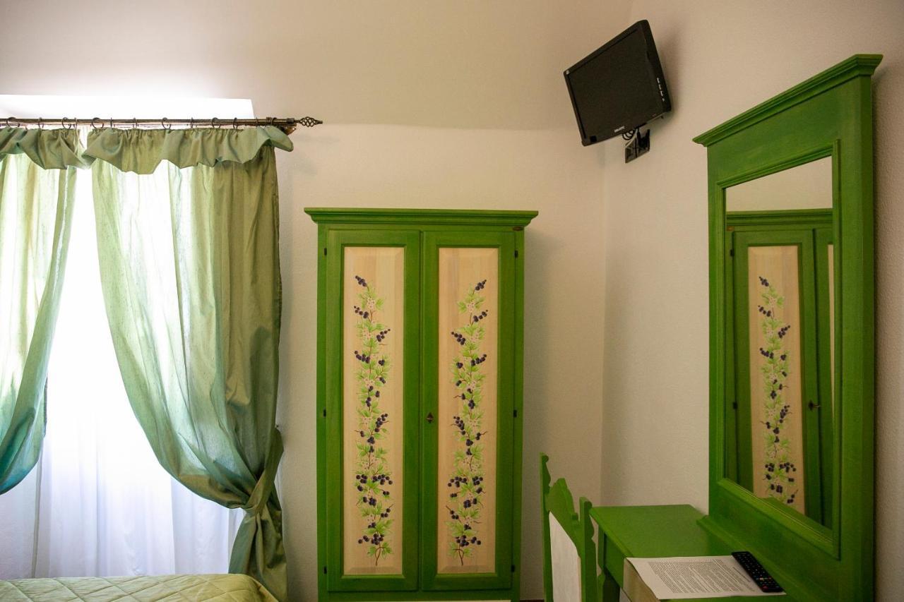 La Villetta Food & Drink Rooms For Rent - No Reception - LʼAquila Exteriér fotografie